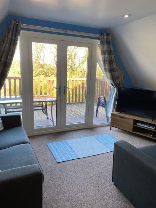 3 Bedroom Lodge With Hot Tub On Lovely Quiet Holiday Park In Cornwall Gunnislake Bagian luar foto